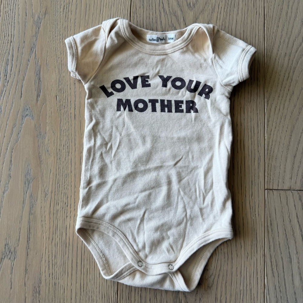 Bee & the fox Cream Love Your Mother bodysuit